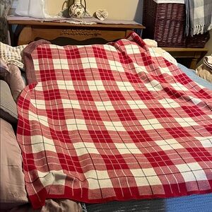 Well Dressed Home~Red and White Plaid Throw ~ cotton